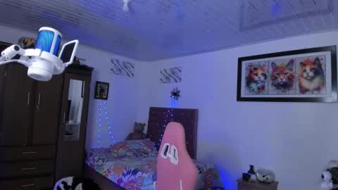 sophie doll online show from October 29, 7:26 pm