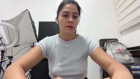 Sophie online show from May 25, 3:45 am
