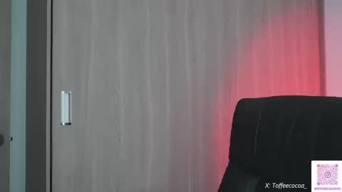 Sophie or Sof online show from September 25, 4:54 pm