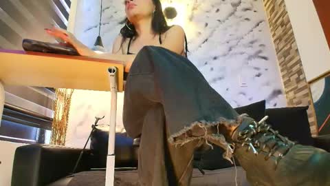 Sophie online show from December 17, 12:55 pm