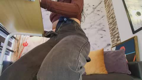Sophie online show from April 25, 2:03 pm