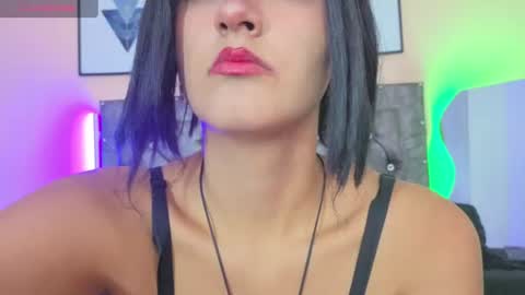 Snapshot of sophie_mcgreen chatting on July 15, 8:36 pm sophie_mcgreen online show from July 15, 8:36 pm