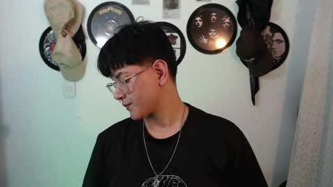 Snapshot of sophie_ross1 chatting on April 8, 1:27 am sophie_ross1 online show from April 8, 1:27 am