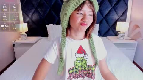 Sophie Smitt  online show from December 23, 2:20 am