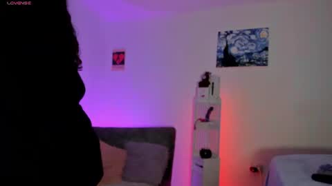 Snapshot of sophie_t_ chatting on July 2, 3:45 am Sofia online show from July 2, 3:45 am