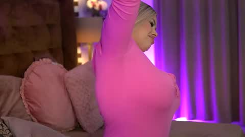 Sophie online show from May 16, 5:26 am