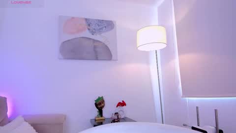 Sophie online show from February 23, 3:42 pm