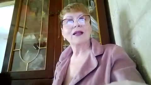 Snapshot of sophieburnsx chatting on May 20, 8:53 am SophieBurnsX online show from May 20, 8:53 am