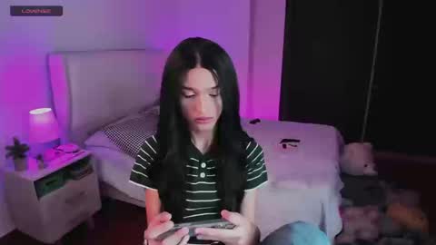 Snapshot of sophiecornett chatting on September 12, 1:38 am    online show from September 12, 1:38 am