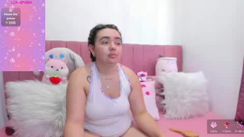 Snapshot of sophiee_rosee chatting on June 28, 6:58 pm sophiee rosee online show from June 28, 6:58 pm