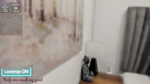 Snapshot of sophiee_smith chatting on January 31, 10:31 am Sophie online show from January 31, 10:31 am