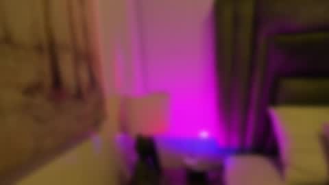 Snapshot of sophiee_smith chatting on February 11, 11:32 am Sophie online show from February 11, 11:32 am