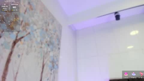 Snapshot of sophiee_smith chatting on November 29, 10:51 am Sophie online show from November 29, 10:51 am