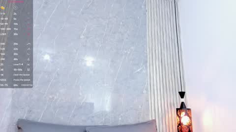 Snapshot of sophiee_velvet chatting on January 18, 11:32 am online show from January 18, 11:32 am