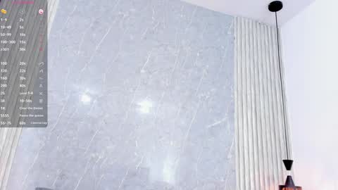 Snapshot of sophiee_velvet chatting on January 21, 2:37 pm online show from January 21, 2:37 pm