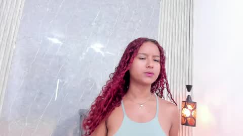 Snapshot of sophiee_velvet chatting on February 4, 11:27 am online show from February 4, 11:27 am