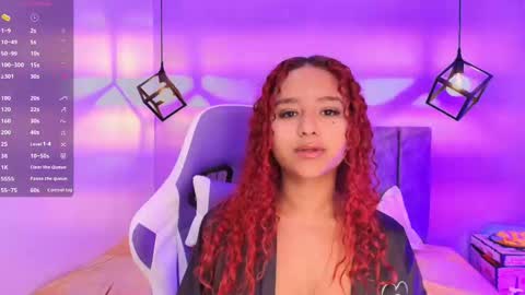 Snapshot of sophiee_velvet chatting on September 9, 12:37 pm online show from September 9, 12:37 pm