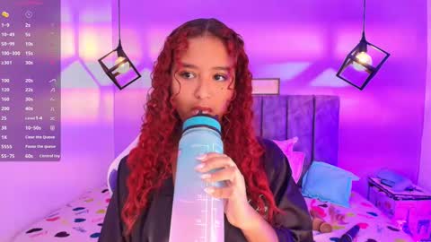 Snapshot of sophiee_velvet chatting on September 23, 12:19 pm online show from September 23, 12:19 pm