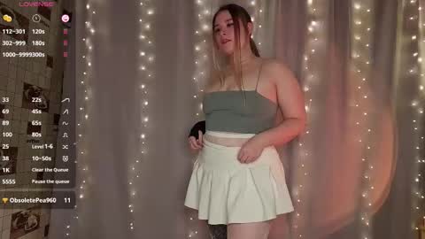 Sophie online show from November 29, 3:26 pm