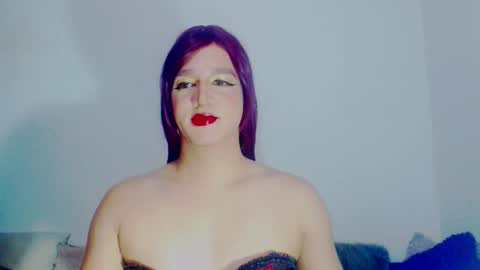 sophiehillsxo online show from February 25, 6:23 am