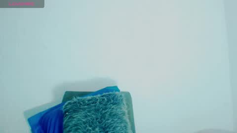 Snapshot of sophiehillsxo chatting on May 15, 11:12 pm sophiehillsxo online show from May 15, 11:12 pm