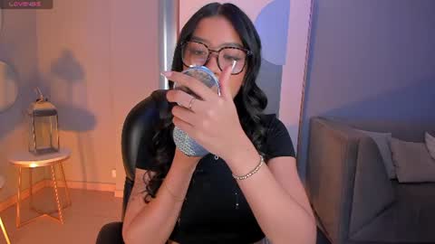 Snapshot of sophiehouston_ chatting on June 13, 2:42 am Sophie Houston online show from June 13, 2:42 am