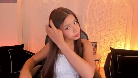 Snapshot of sophiehouston_ chatting on July 17, 3:13 am Sophie Houston online show from July 17, 3:13 am