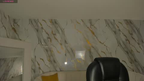 Snapshot of sophiehouston_ chatting on July 22, 2:25 am Sophie Houston online show from July 22, 2:25 am