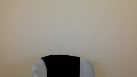 Snapshot of sophieinthecity chatting on January 10, 10:46 pm Sophia Star online show from January 10, 10:46 pm