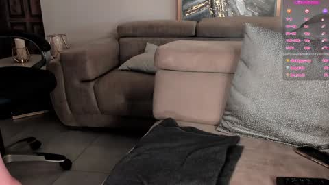 Sophie  Palmer online show from January 28, 6:07 pm