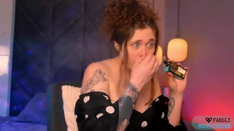 Sophie online show from February 17, 1:24 am