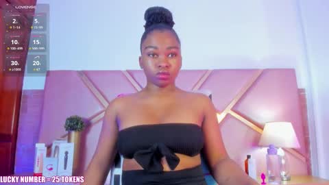 Sophie online show from November 17, 12:33 pm