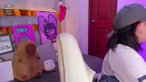   Sophie  online show from December 21, 7:21 pm