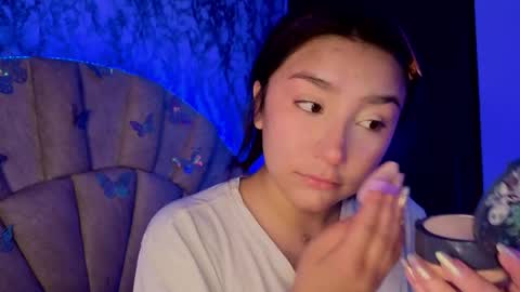 Snapshot of sophievv chatting on May 23, 6:34 pm Sophie online show from May 23, 6:34 pm