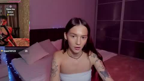 sophiewildcat online show from June 12, 10:58 am
