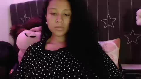 Snapshot of sophiia_dreams chatting on September 12, 12:22 am Sophia this is not my real name online show from September 12, 12:22 am