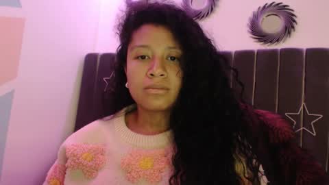 Snapshot of sophiia_dreams chatting on October 6, 11:35 pm Sophia this is not my real name online show from October 6, 11:35 pm