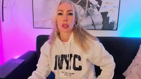 Sophi online show from March 5, 11:06 am