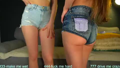 Snapshot of sophydiva chatting on June 15, 5:20 am Sophydiva online show from June 15, 5:20 am