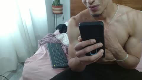 businessman online show from November 19, 7:25 pm