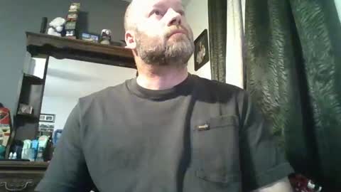 Snapshot of soro00421 chatting on April 16, 7:14 pm soro00421 online show from April 16, 7:14 pm