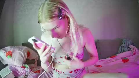 soska_albinosk online show from July 14, 10:21 am