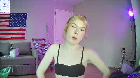 soska_albinosk online show from July 29, 8:12 am