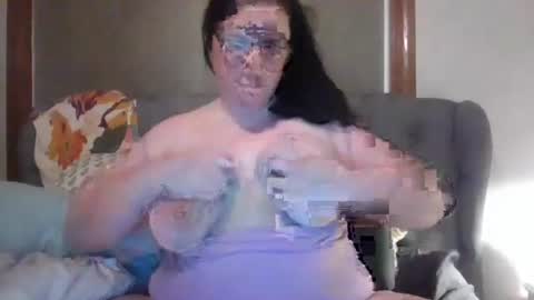 Snapshot of sotamom chatting on January 3, 12:11 am NaughtyMommy online show from January 3, 12:11 am