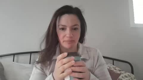 Snapshot of sotamom chatting on May 11, 12:22 pm NaughtyMommy online show from May 11, 12:22 pm