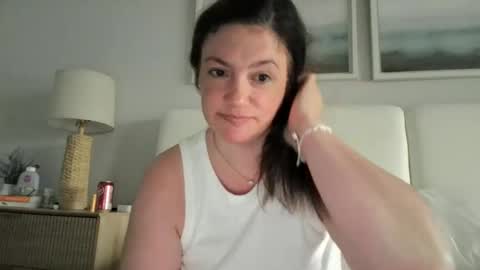 Snapshot of sotamom chatting on June 1, 1:13 pm NaughtyMommy online show from June 1, 1:13 pm