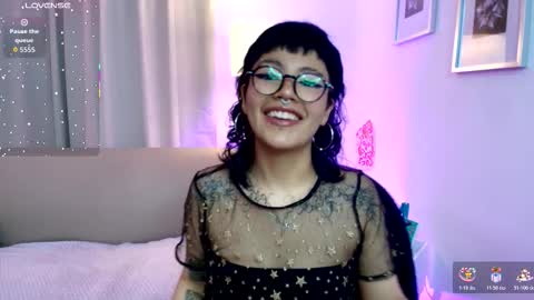 Alma  online show from December 4, 12:03 pm