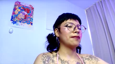 Alma  online show from December 17, 1:06 pm