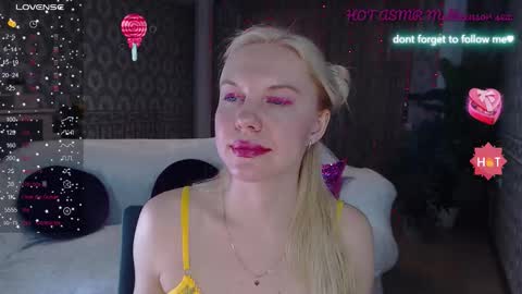 Snapshot of soul_liza chatting on September 12, 2:44 am Lisa online show from September 12, 2:44 am