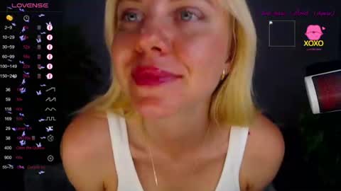 Snapshot of soul_liza chatting on June 15, 2:14 am Lisa online show from June 15, 2:14 am